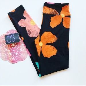 ❤️FINAL PRICE❤️ LuLaRoe Large Daisy Leggings